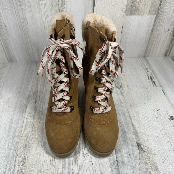 NEW Crevo Joan Faux Shearling Collar Block Heel Ankle Bootie #213 - Picture 8 of 12